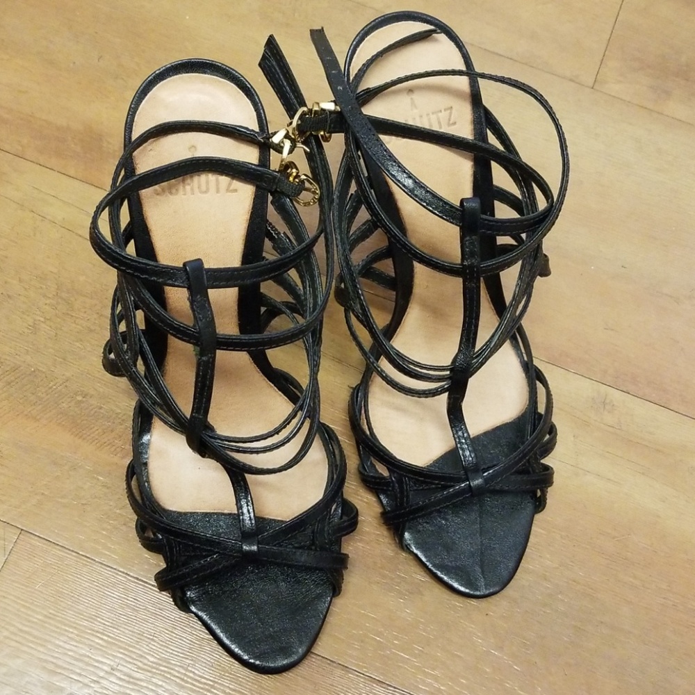 Schutz heels